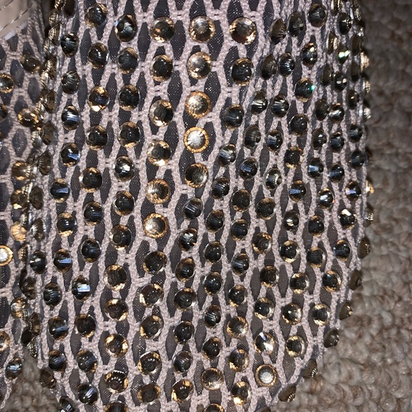 Elegant Cream and Gold Embellished Mules - Picture 6 of 6